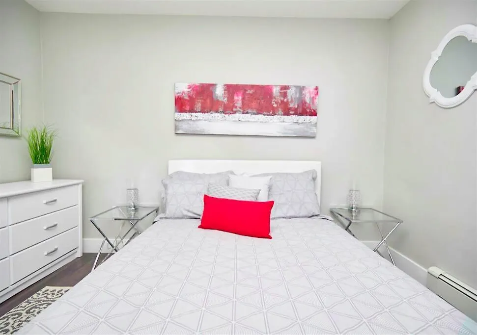 Luxury Boutique 2Bedroom Condo 4A Niagara Falls Holiday home
