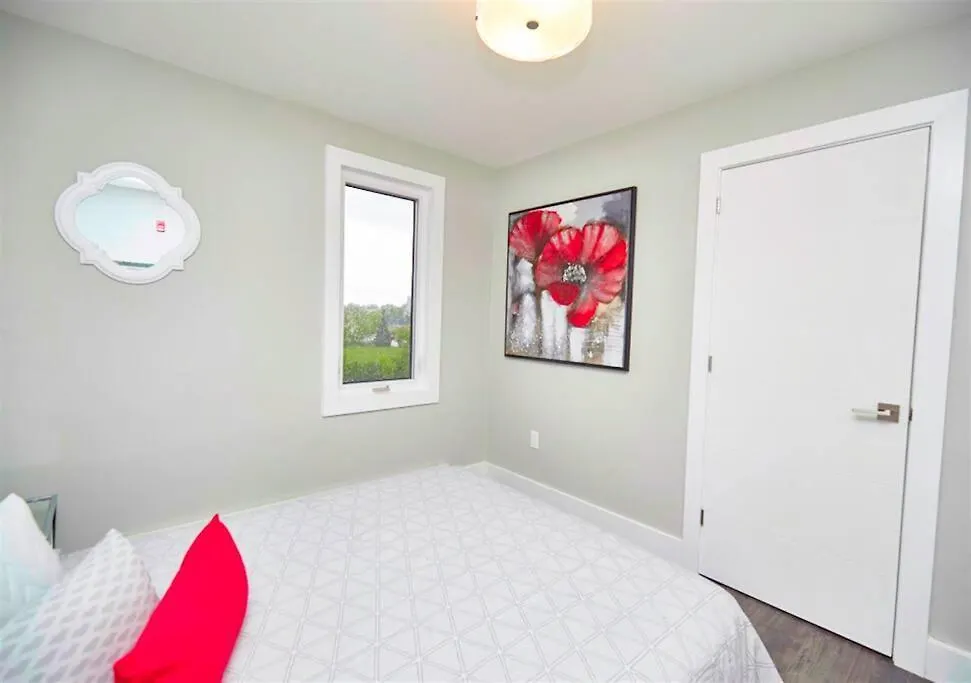 Luxury Boutique 2Bedroom Condo 4A Niagara Falls Canada