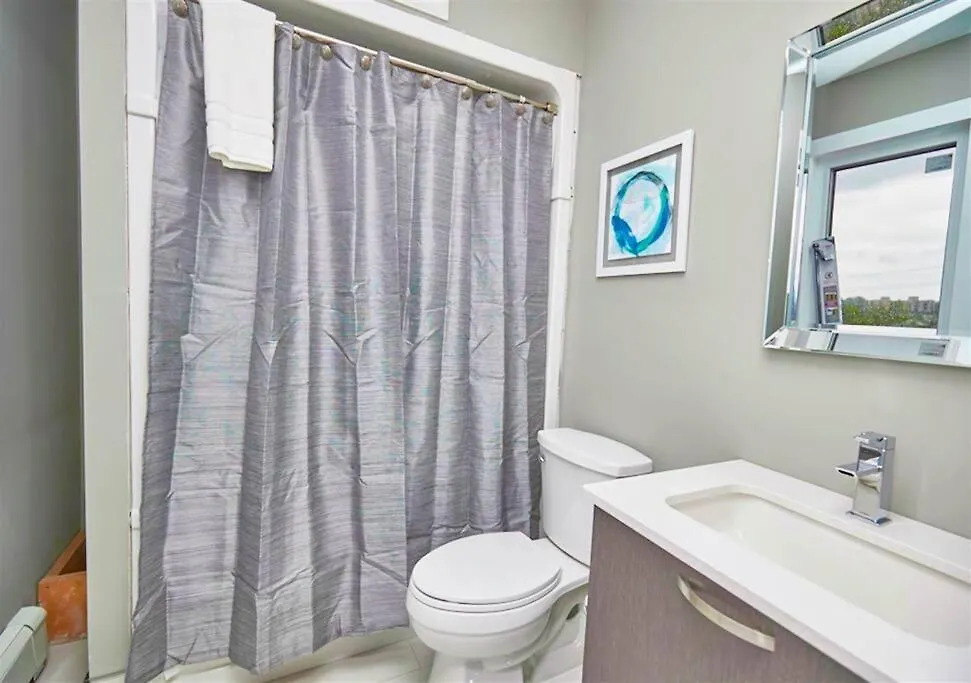 Luxury Boutique 2Bedroom Condo 4A Niagara Falls 0*,  Canada